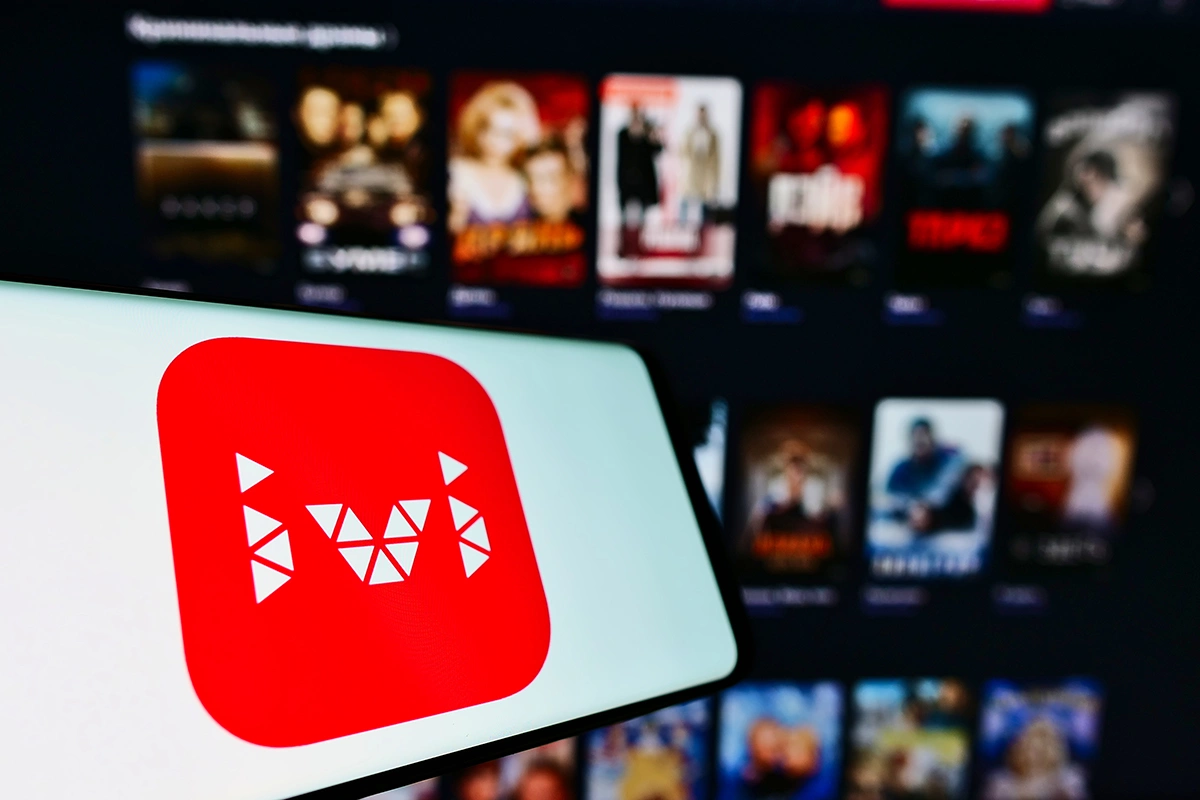 Загрузить видеоконтент через приложение могут владельцы Android в версии 4.4 и выше, iOS от 13+