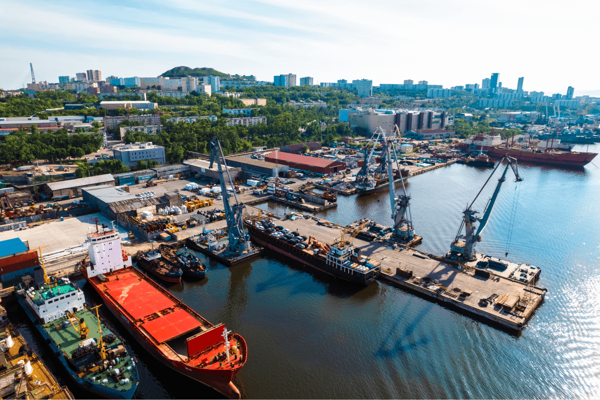 Фото: «Владивостокский морской торговый порт»