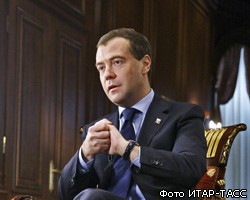 Д.Медведев оценил "изящество" заседания Верховной рады
