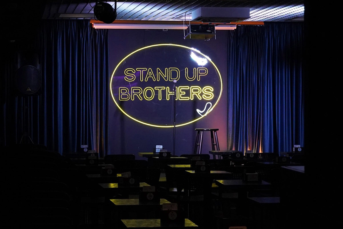 Stand Up Brothers Club / VK