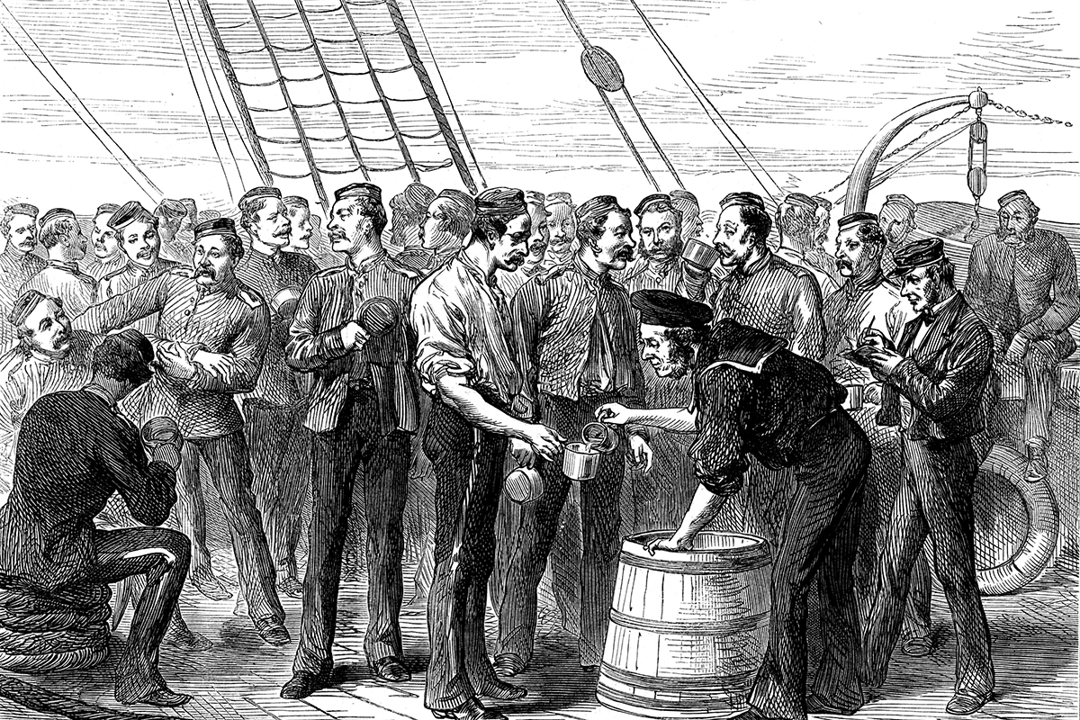 Грог — один тех коктейлей, который возник совершенно случайно в XVIII веке благодаря находчивости адмирала Британского флота Эдварда Вернона