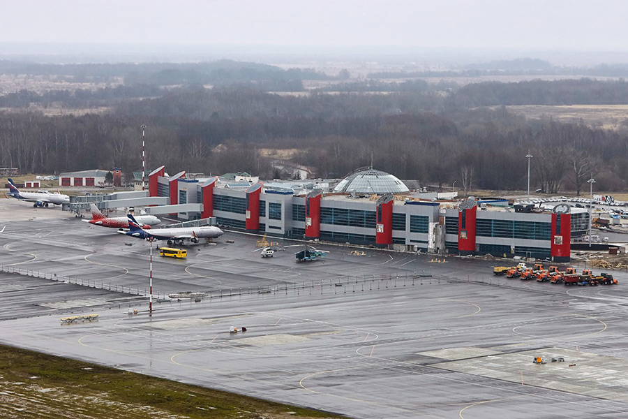Самолеты в&nbsp;аэропорту Храброво&nbsp;в Калининграде