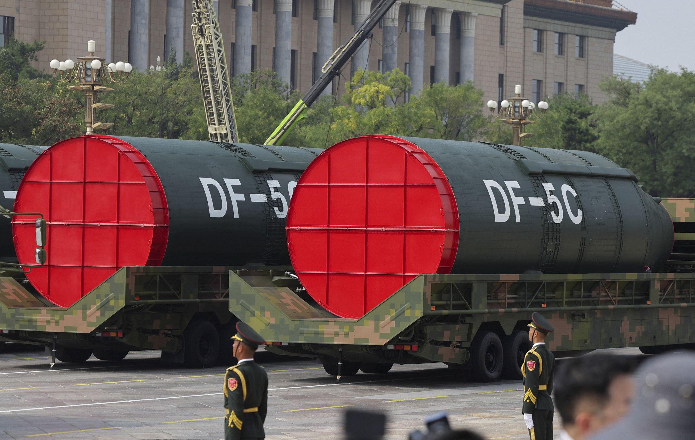 На параде в Китае&nbsp;впервые показали межконтинентальную стратегическую ядерную ракету DF-5C