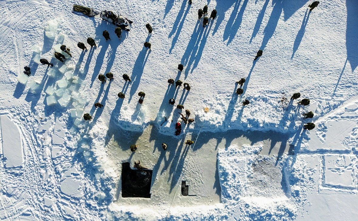 Carlos Osorio / Reuters