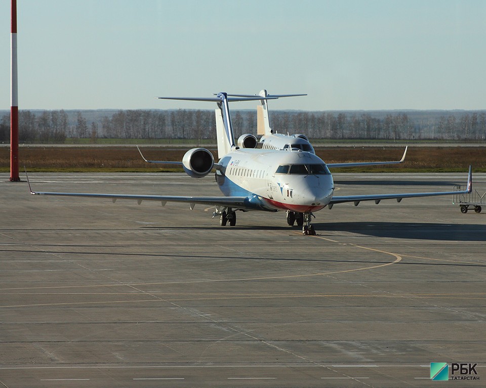 «Ак барс аэро» рискует потерять треть своего авиапарка CRJ-200