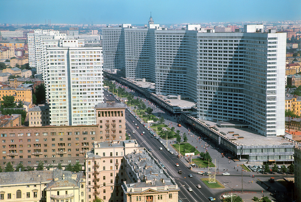 Проспект Калинина. 1970 год