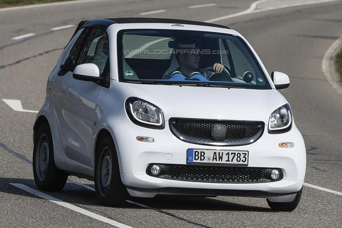 Кабриолет Smart Fortwo замечен без камуфляжа :: Autonews