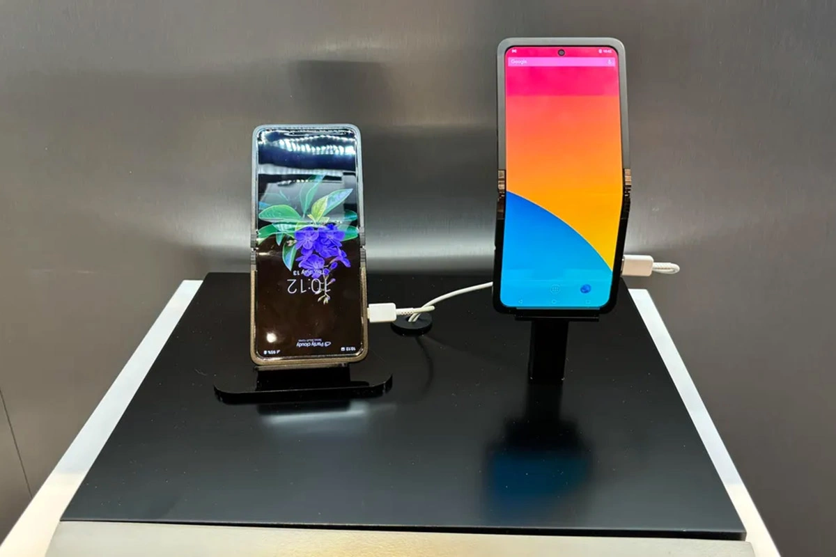<p>Samsung Flex In &amp; Out</p>