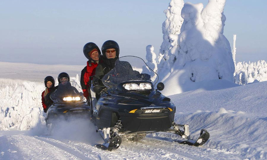 Власти оштрафовали полсотни водителей снегоходов без прав и техосмотра