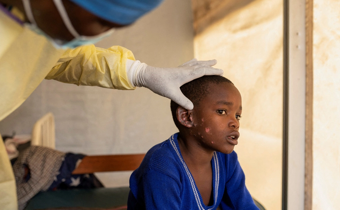 Arlette Bashizi / Reuters