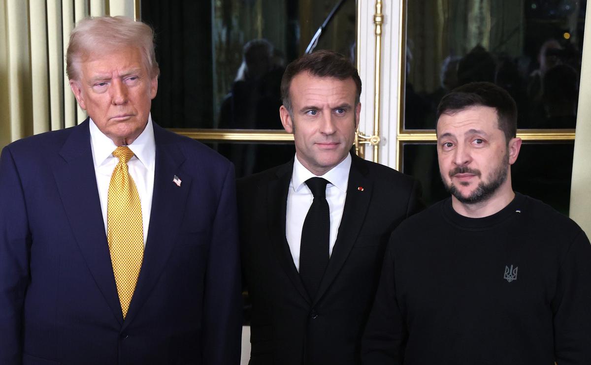Дональд Трамп, Эммануэль Макрон и Владимир Зеленский