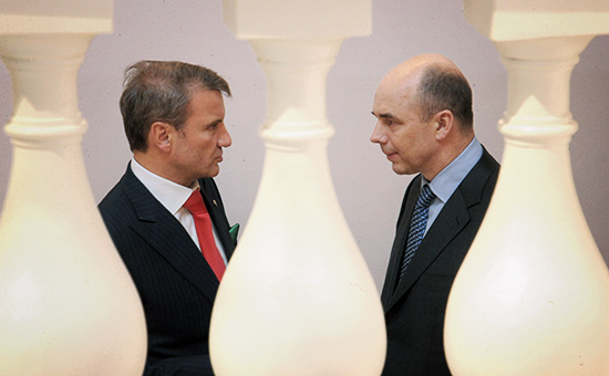 Глава Сбербанка Герман Греф и&nbsp;министр финансов РФ Антон Силуанов (слева направо)
