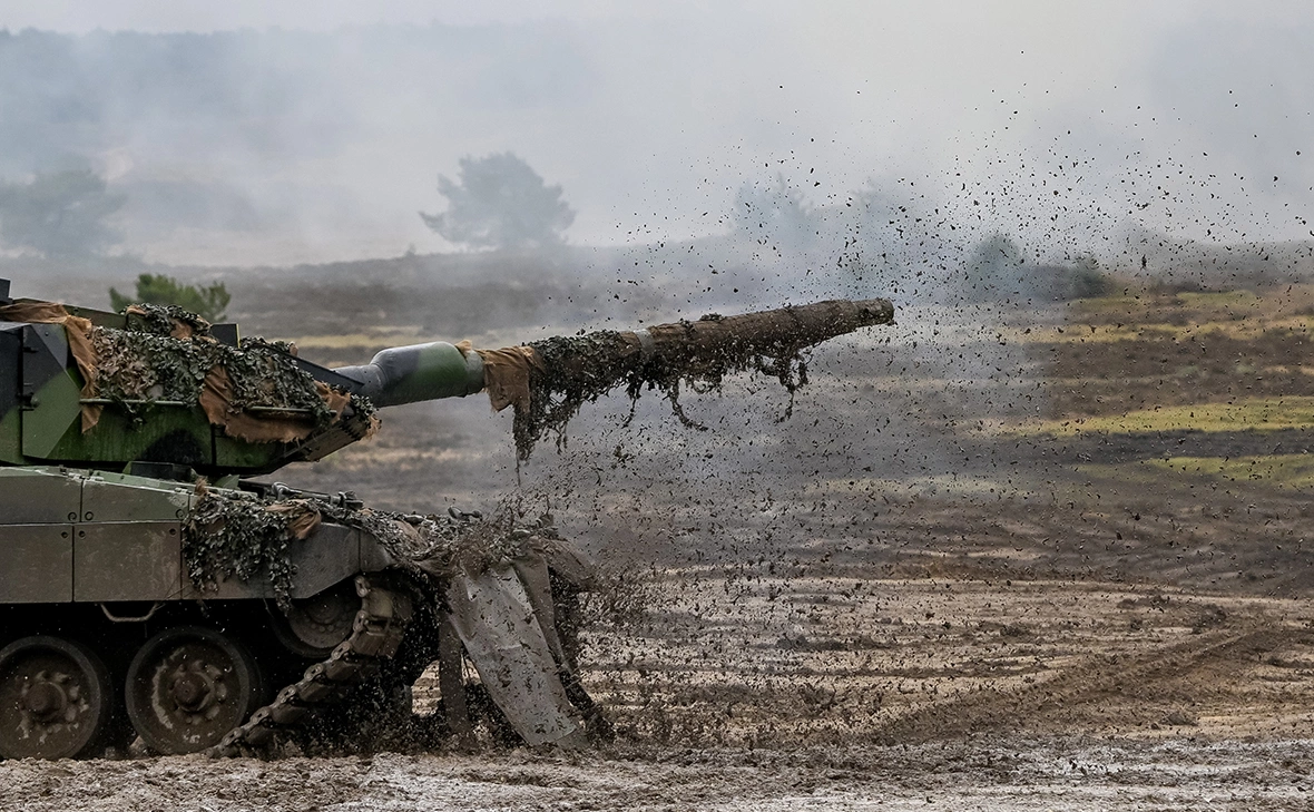 Sascha Schuermann / Getty Images