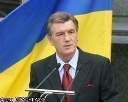 В.Ющенко отправил войска на защиту ЦИК Украины