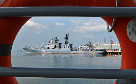 Большой противолодочный корабль Тихоокеанского флота России &laquo;Адмирал Трибуц&raquo; в&nbsp;порту Манилы


