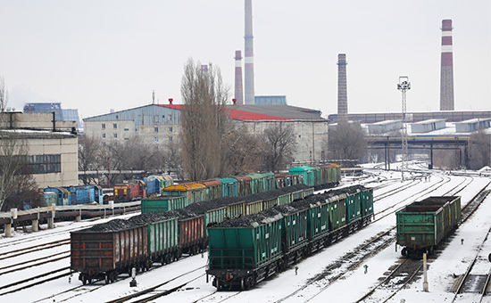 Вагоны с углем для Донецкого металлургического завода в ДНР


