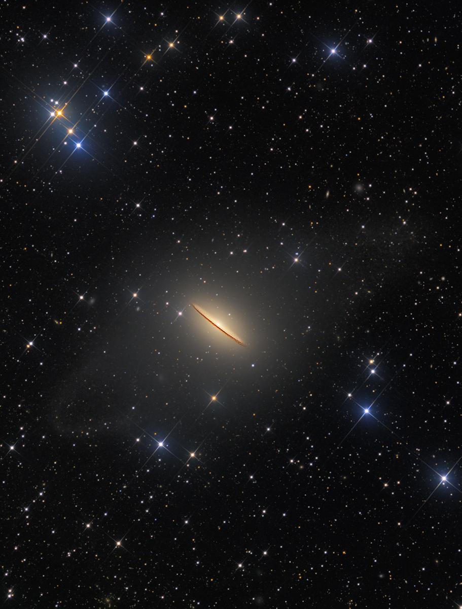Majestic Sombrero Galaxy (Величественная галактика Сомбреро)