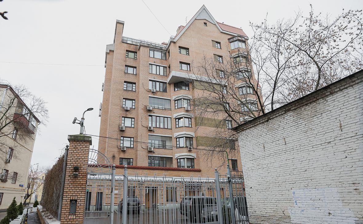 Дом, в котором находилась квартира певицы Долиной