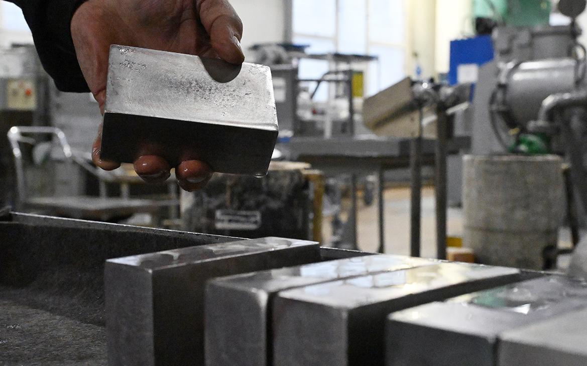 Биржевая цена платины обновила исторический максимум