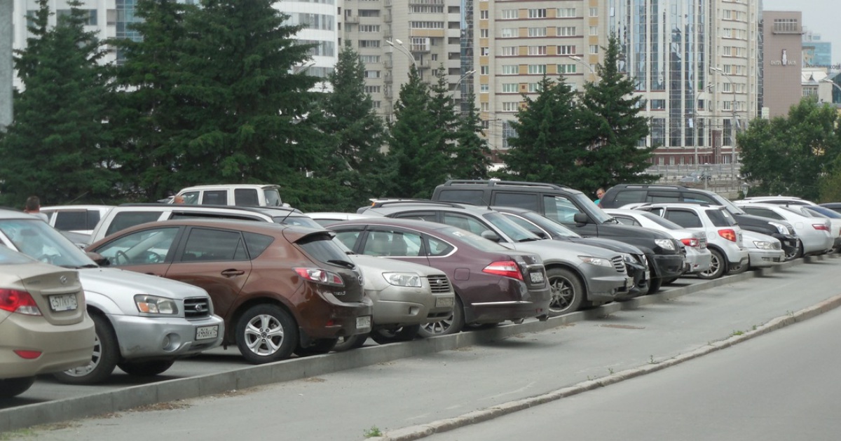 Тачки новосибирск. Машины в Новосибирске. Машины администрации Новосибирск. Дорогие машины Новосибирска. Дорогие автомобили с новосибирским регионом.