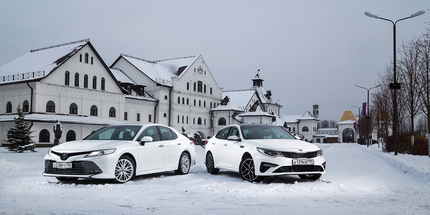 Деньги пришли. Toyota Camry против Kia Optima :: Autonews