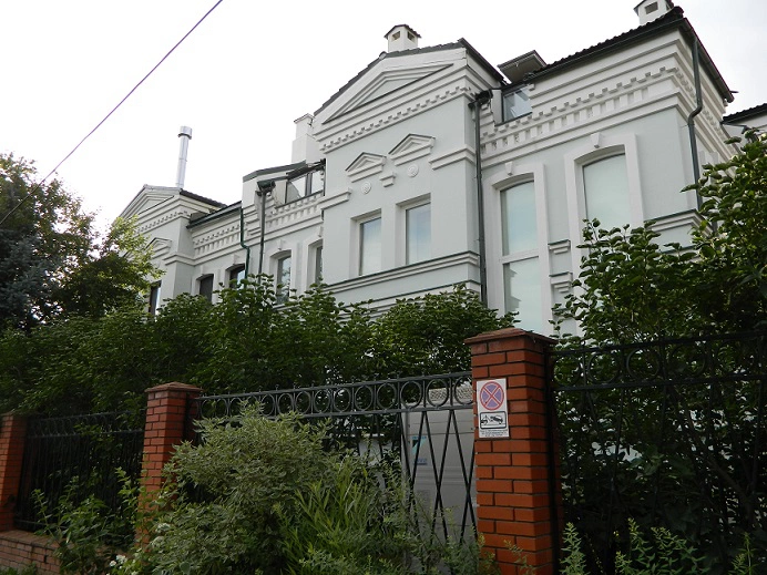 Михаил Лобанов