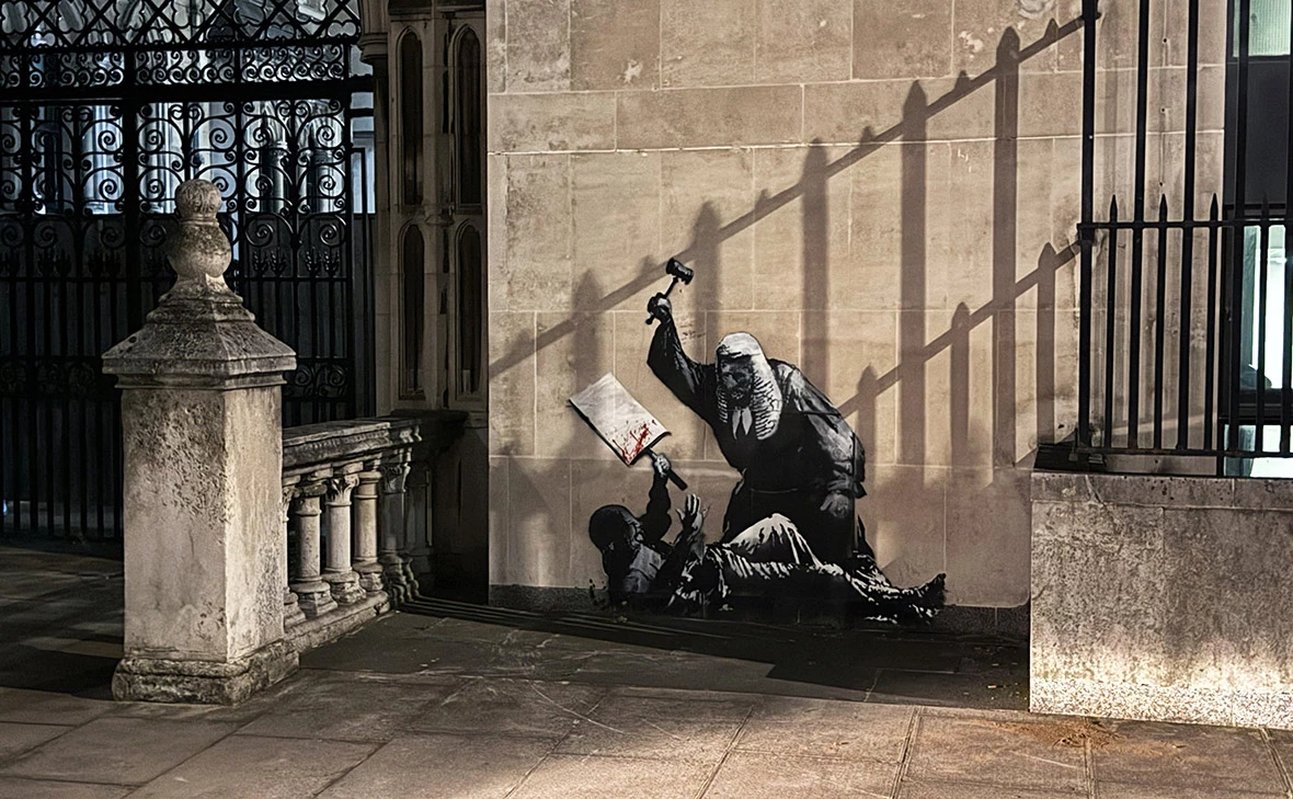 Simon Gardner / Reuters