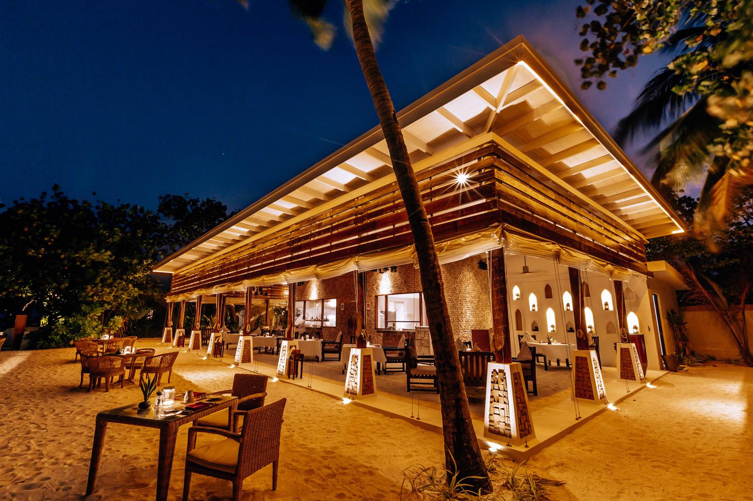 Sangu Beach &amp; Bar