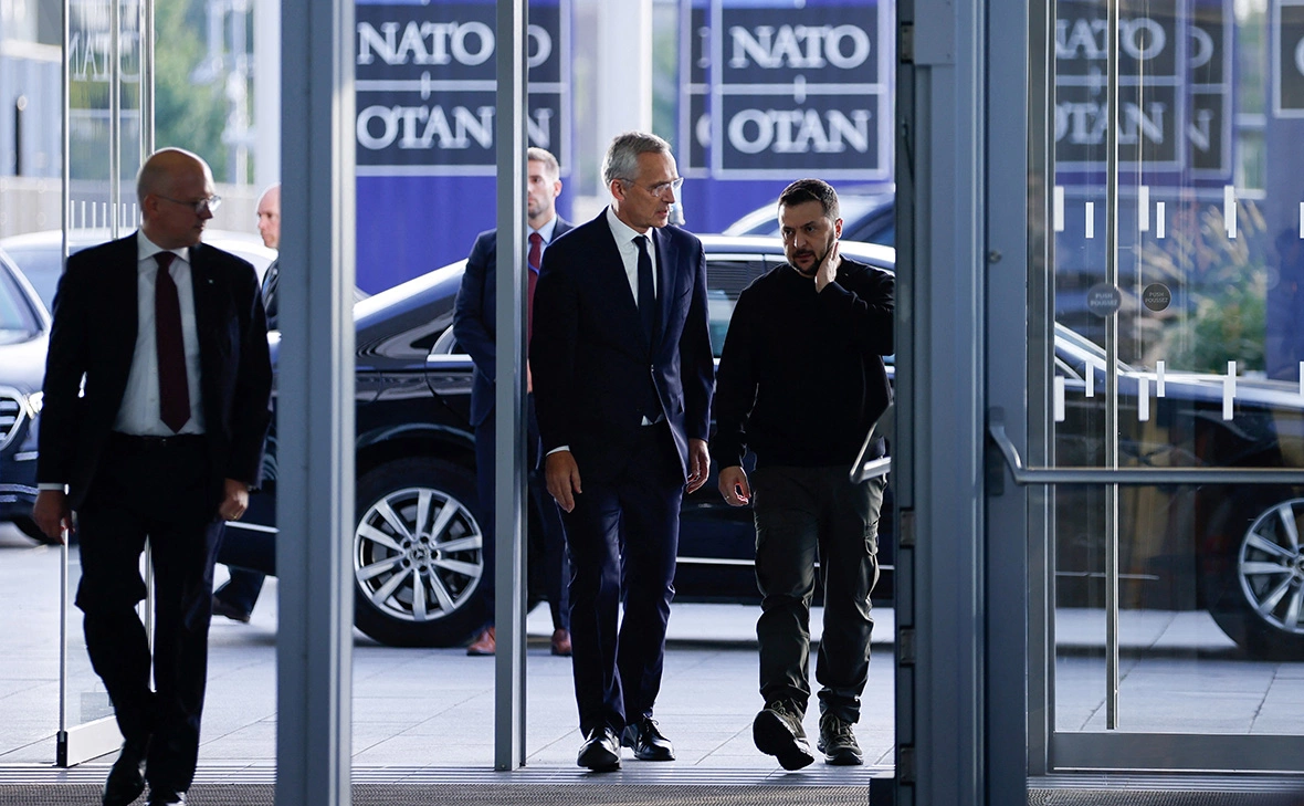 Johanna Geron / Reuters