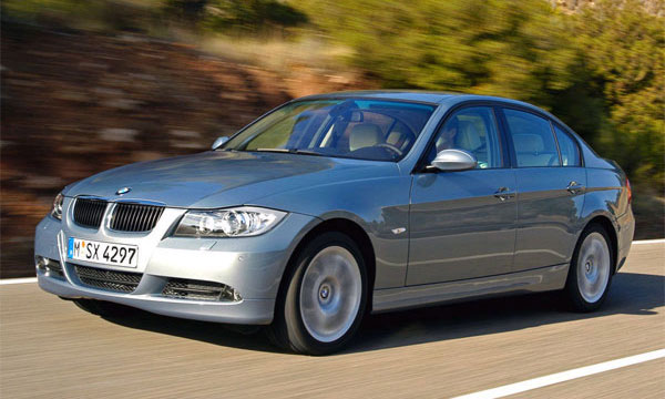 BMW 3 серии назвали лучшим автомобилем 2006 года