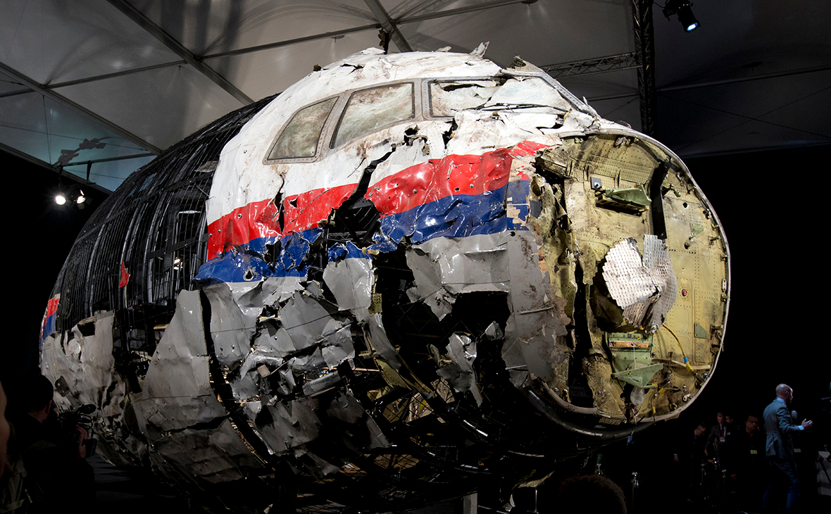 Обломки самолета Boeing MH17
