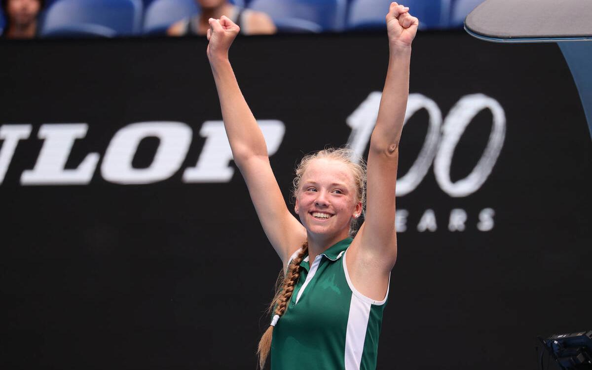 Россиянка в 16 лет выиграла дебютный матч в квалификации Australian Open