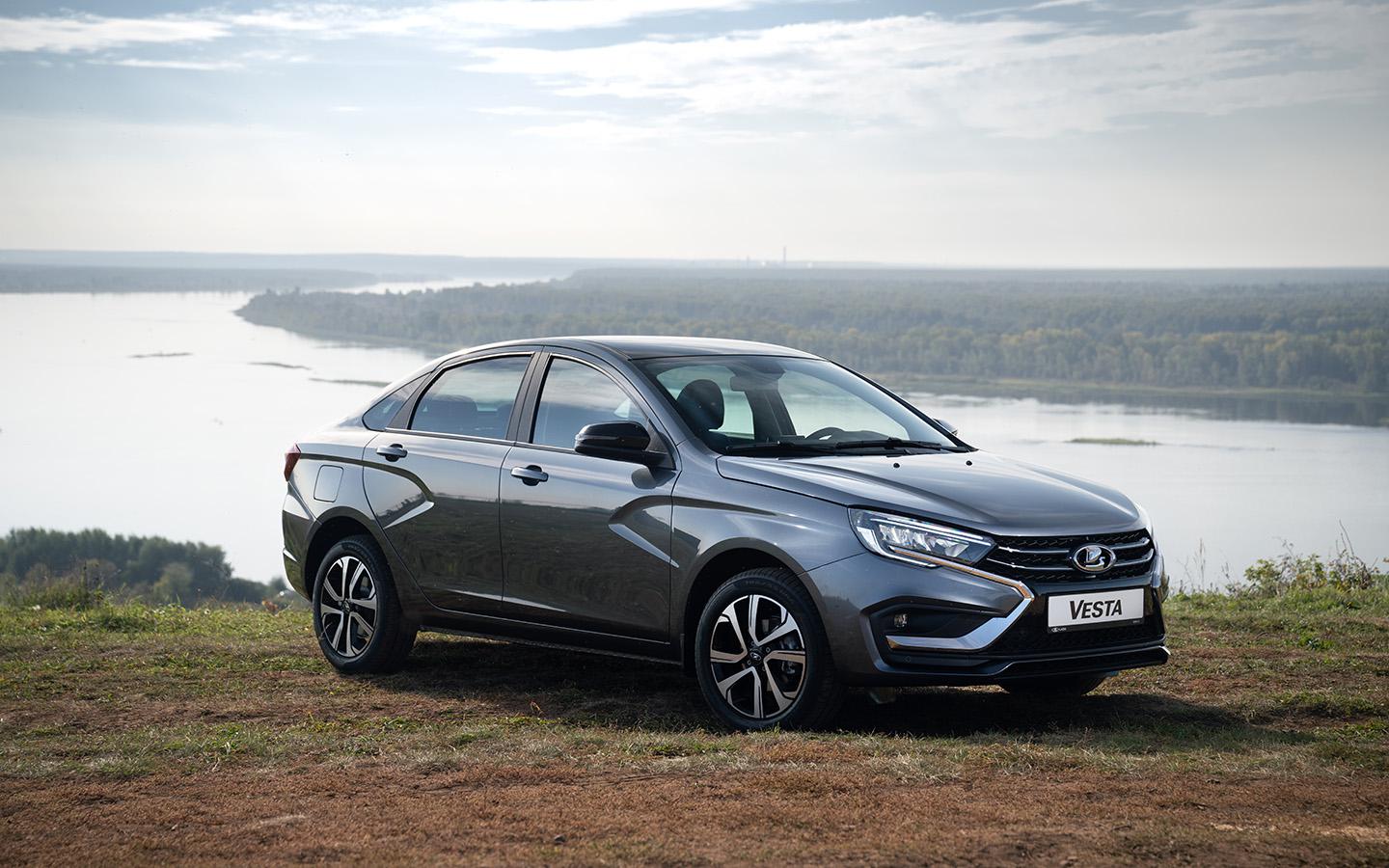 Как мы покупали Lada в кредит, а в итоге захотели открыть вклад