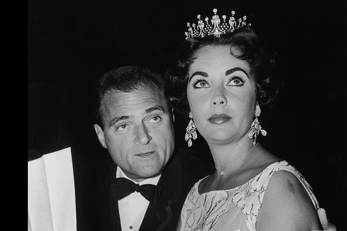 Элизабет Тейлор и Майк Тодд на церемонии вручения премии «Золотой глобус», Голливуд, Калифорния. 1957 год
