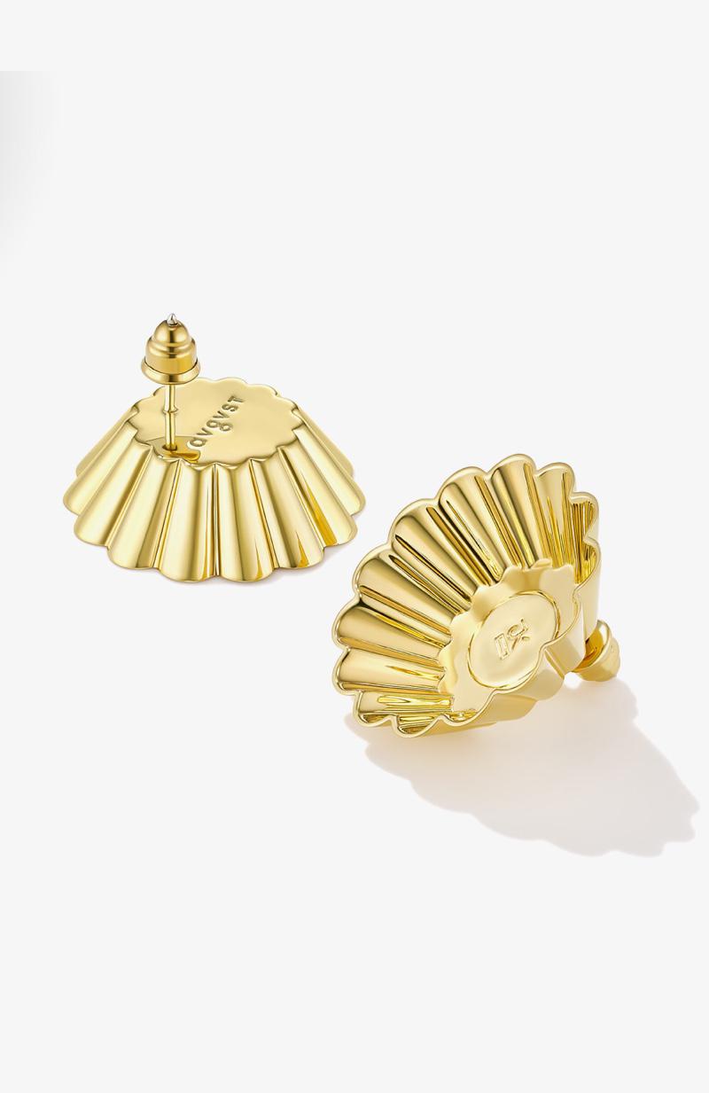 Серьги-кексницы из коллаборации Avgvst x J.Kim, 38 000 руб. (оewelry-in-august.com)