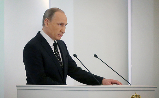 Президент России Владимир Путин во время выступления с ежегодным посланием к Федеральному собранию РФ в Кремле