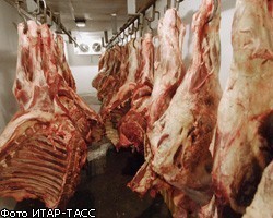 В Москву пытались ввезти тонну мяса неизвестного происхождения