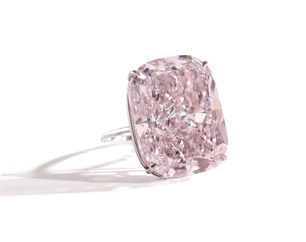 Кольцо с розовым бриллиантом Raj Pink

