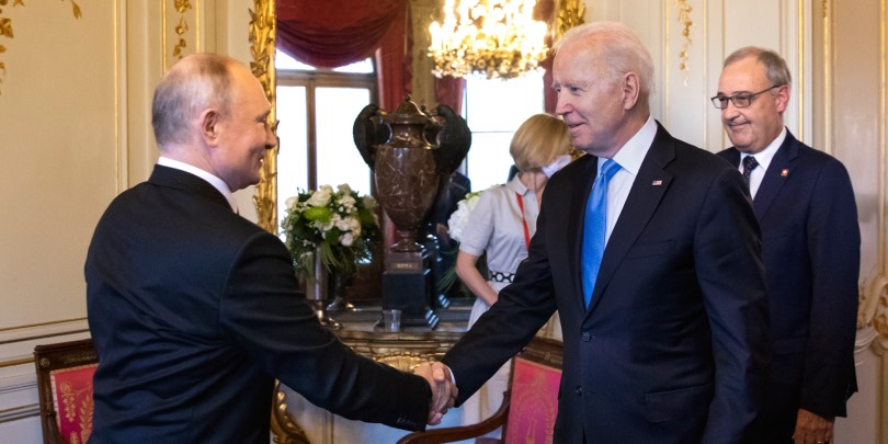 Онлайн-саммит Путин-Байден сохранил статус-кво. Что важно знать инвестору