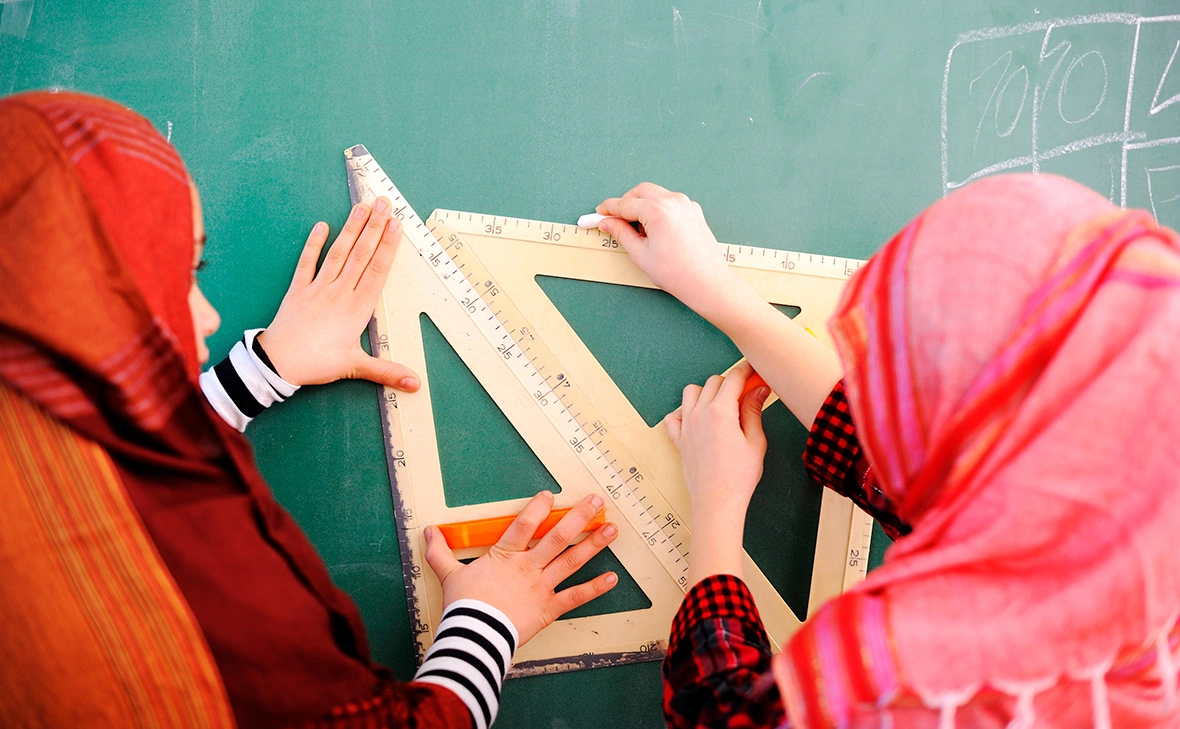 Zurijeta / Shutterstock