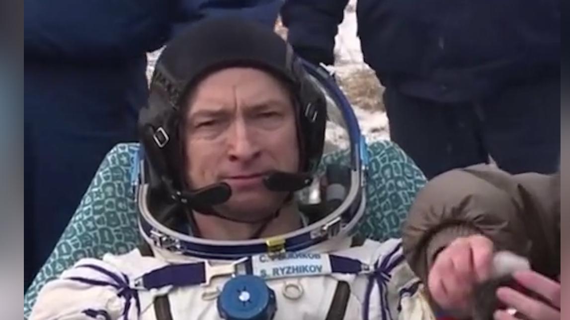 Экипаж «Союза МС-27» приземлился в Казахстане