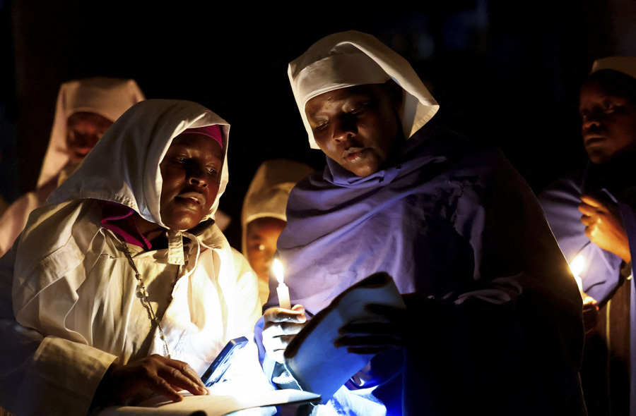 Служба в Найроби.