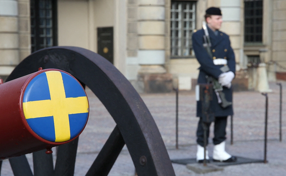 Tom Little / Reuters