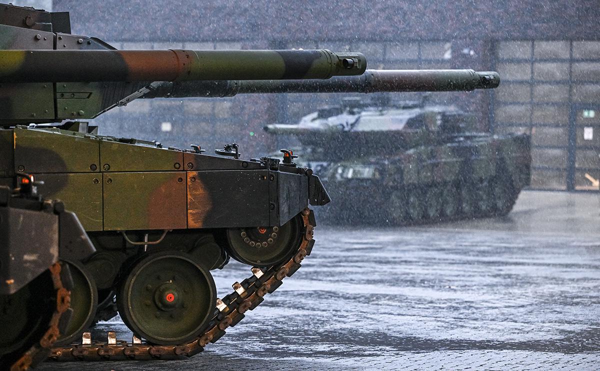 NYT сообщила о ручейке вместо потока западных танков для Украины