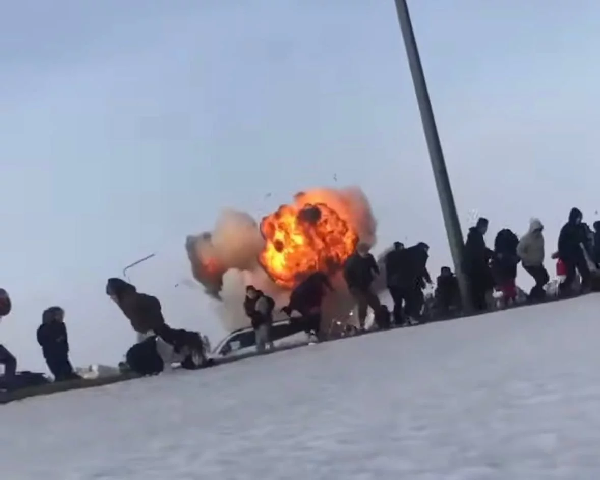 скриншот видео атаки дрона в Елабужском районе РТ, соцсети