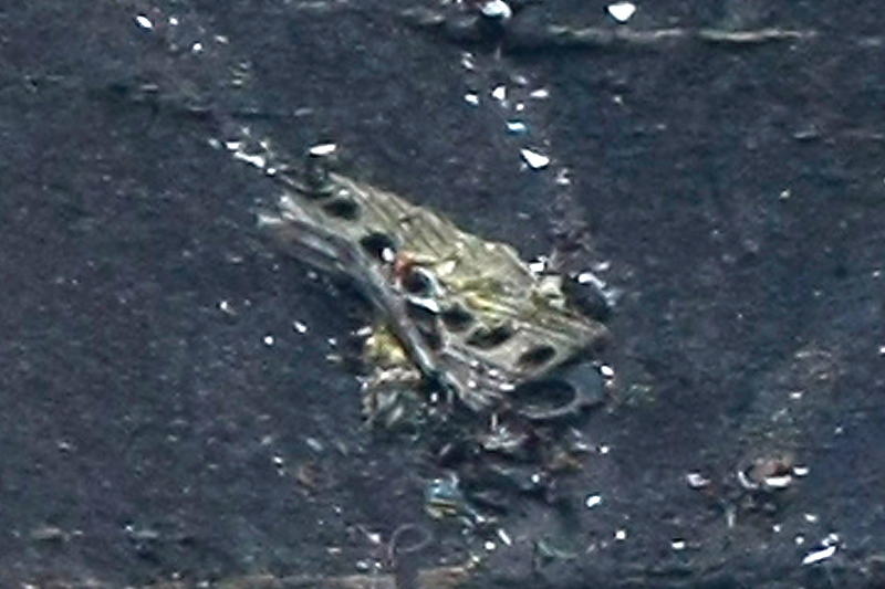 Обломки пассажирского самолета Airbus A320 авиакомпании Germanwing