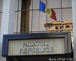 Молдавская оппозиция отказалась от должностей в парламенте