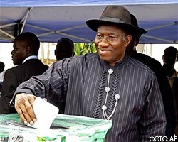 Президентом Нигерии избран действующий глава государства Г.Джонатан