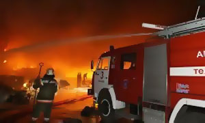 На юго-западе Москвы сгорел автосервис