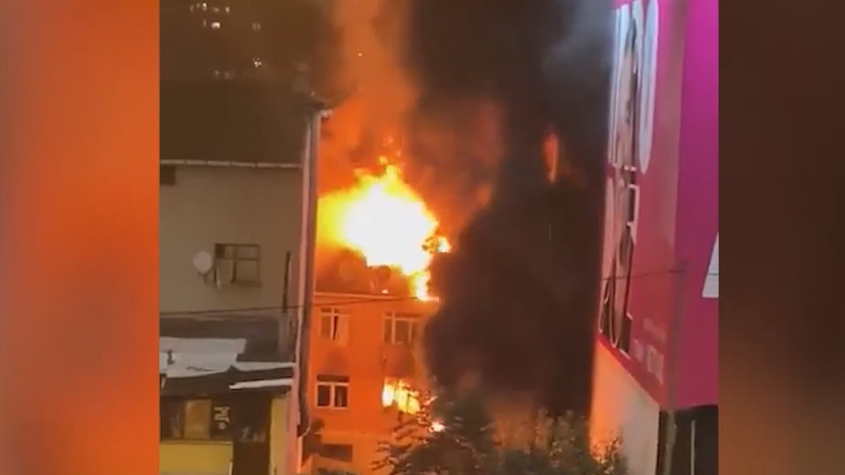 При взрыве газа в Стамбуле погибли три человека